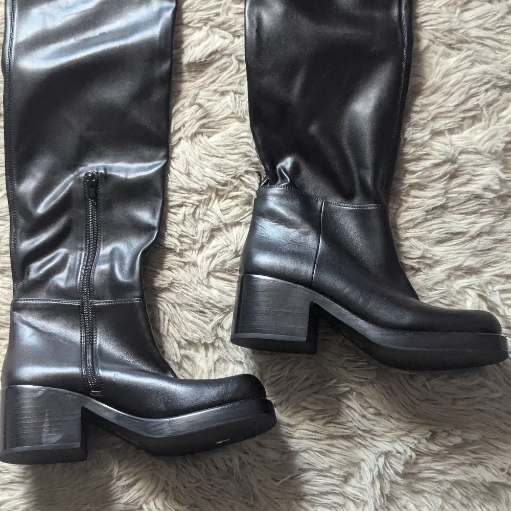 NWOT Jeffrey Campbell Reflect Thigh High Platform Boots in Black